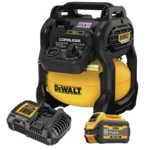 DEWALT Kit de compresor de aire inalámbrico sin escobillas (DCC2520T1)