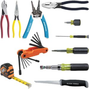 Klein Tools 80089 - Kit de destornillador y alicates multibits, fabricado en Estados Unidos, con pelacables, cinta métrica y accesorios para necesidades en el lugar de trabajo, 11 piezas