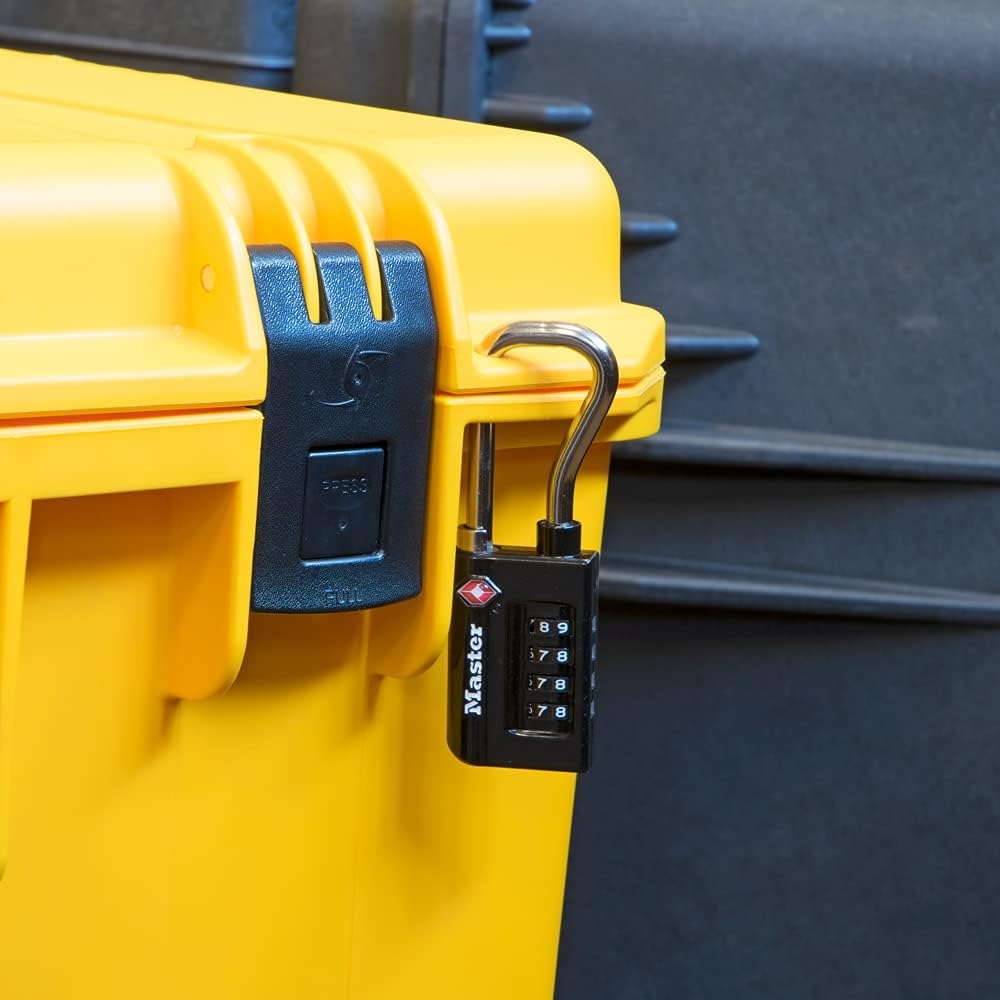 Master Lock Candado de combinación numérica para equipaje, aceptado por TSA, reconfigurable, puedes configurarlo tú mismo, Numérico, Paquete de 2 4 Master Lock Candado de combinación numérica para equipaje, aceptado por TSA, reconfigurable, puedes configurarlo tú mismo, Numérico, Paquete de 2 – Vista 4