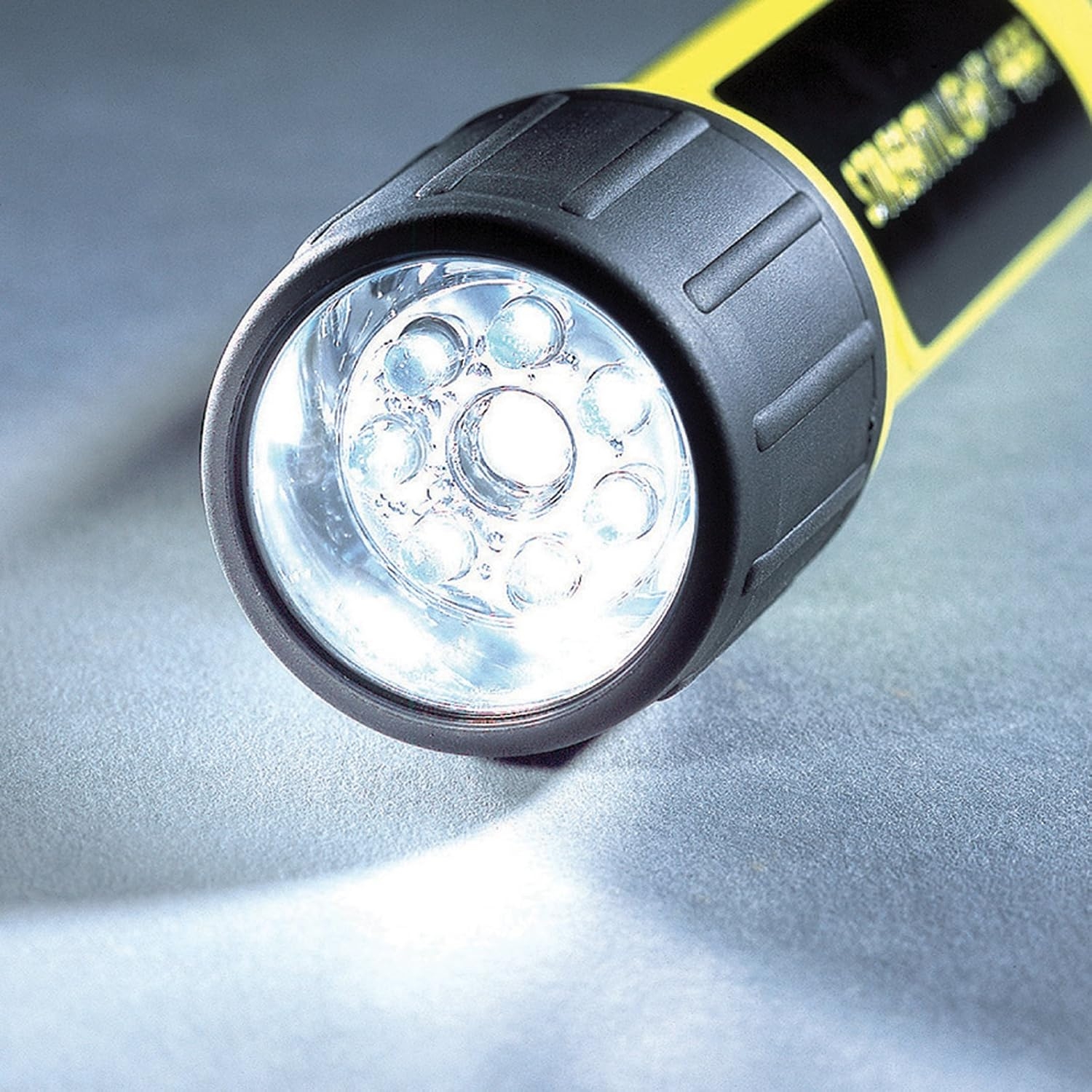 Streamlight 68200 4AA ProPolymer LED Flashlight with White LEDs, Yellow - 67 Lumens 4 Streamlight 68200 4AA ProPolymer LED Flashlight with White LEDs, Yellow - 67 Lumens – Vista 4