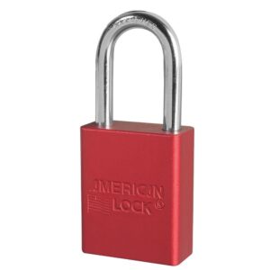Master Lock A1106RED - Candado de seguridad de aluminio rojo con grillete de 1/4" x 1-1/2", 1 candado